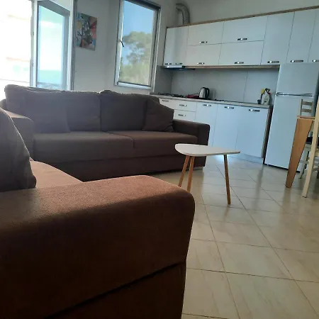 Antea 1-2 Апартаменты Влёра